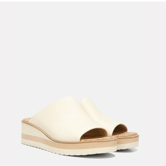 Preloved Vince Sarria Genuine Leather Wedge Mules 9.5 Sandstone Cream with box - Picture 1 of 11